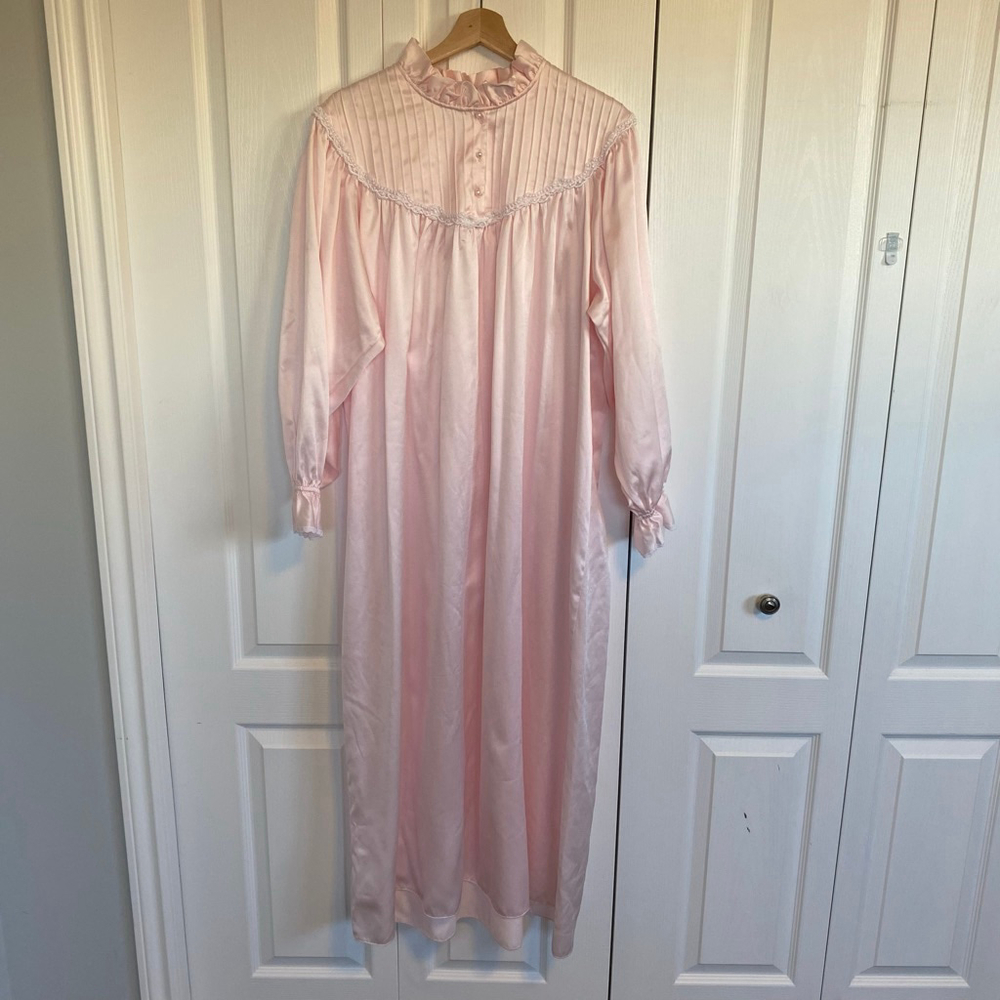 Vintage Nightgown Pink Women's Large Satin Long Sleeve Grandmacore Cottagecore
